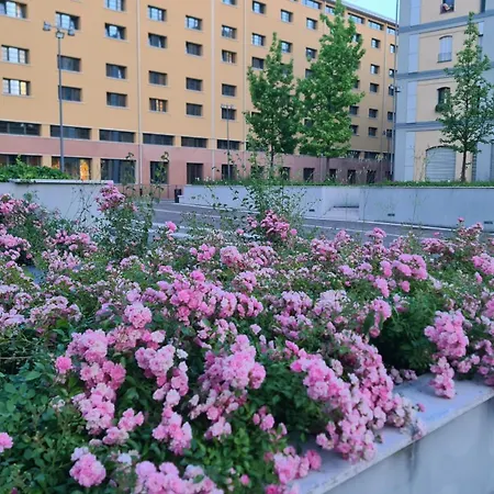 Milan Space Loft - Apartment Close To M5 Subway - Free Parking - Sky & Netflix Tv Exterior photo