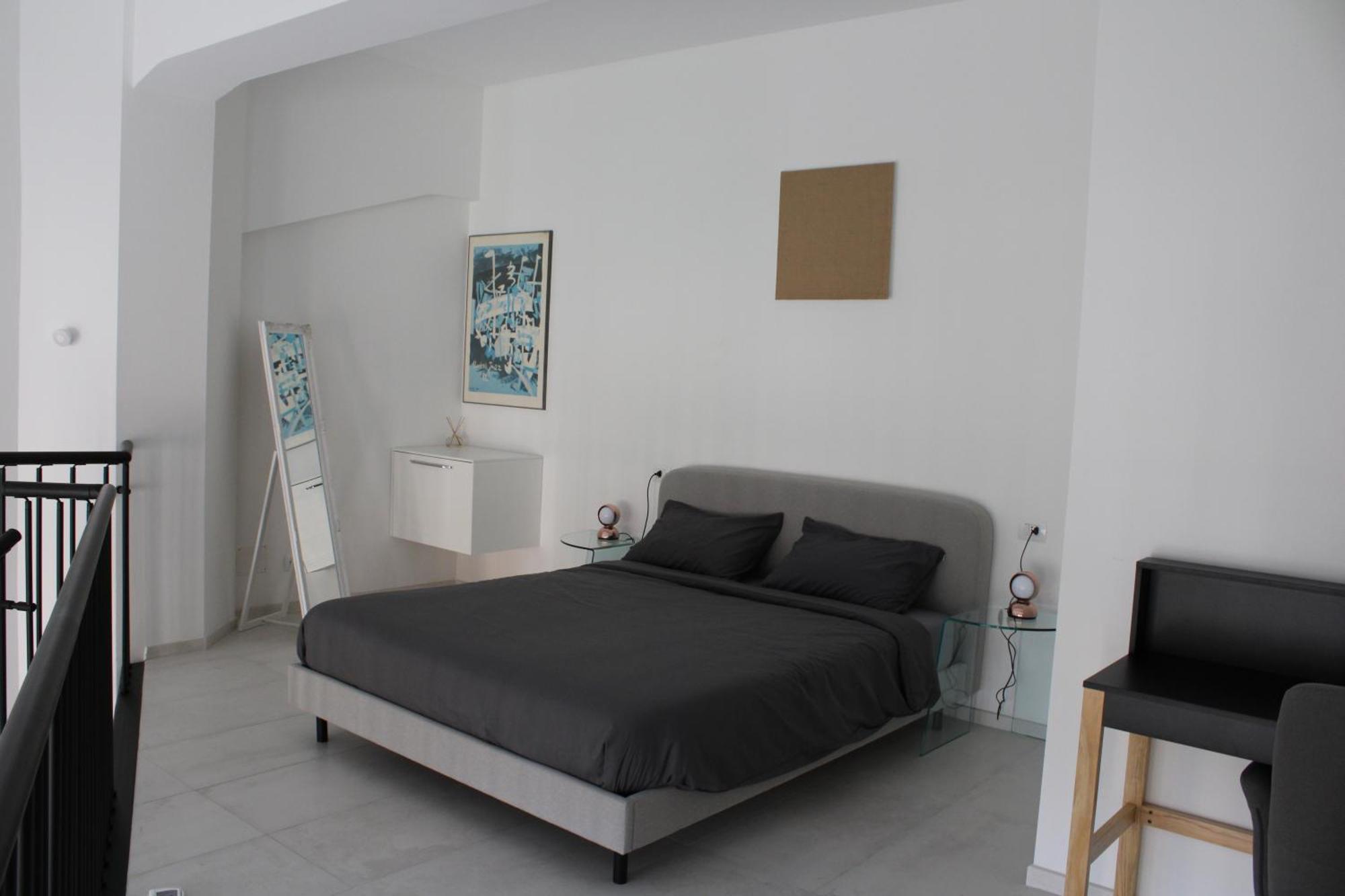 Space Loft - Close To M5 Subway - Free Parking - Sky & Netflix Tv Appartement